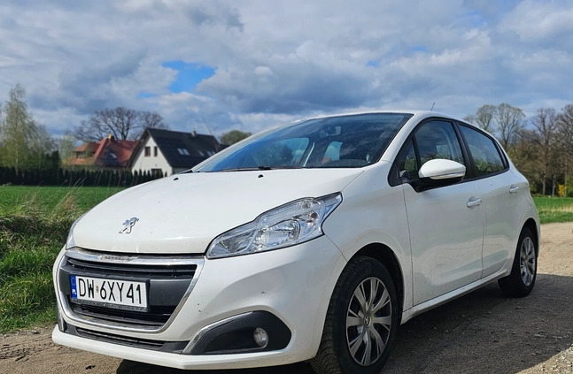 Peugeot 208 cena 33800 przebieg: 113488, rok produkcji 2019 z Inowrocław małe 92